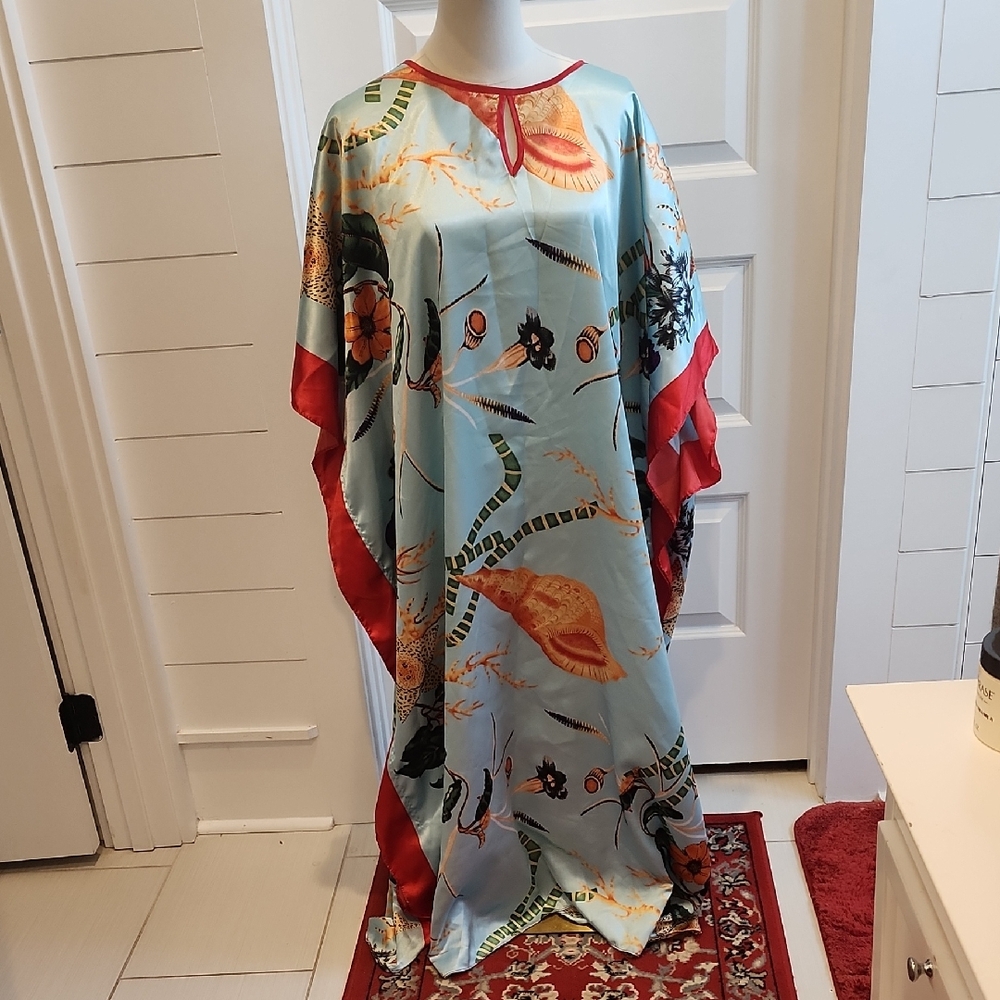 Elegant Floral Maxi Dress - Blue and Red